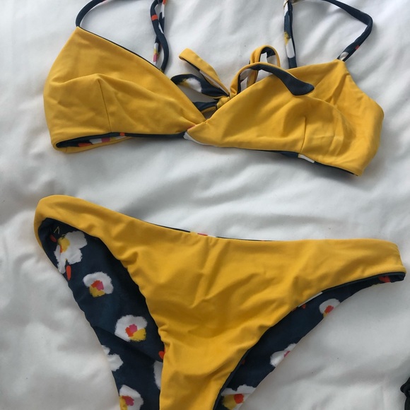 kitty and vibe swim reversible triangle swimsuit - Picture 6 of 7